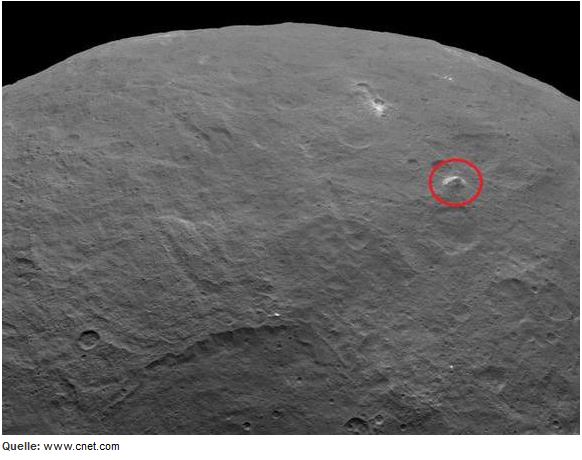 Fast fünf Kilometer hoher, pyramidenförmiger Berg auf Zwergplanet Ceres entdeckt